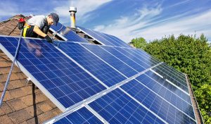Service d'installation de photovoltaïque et tuiles photovoltaïques à Montfort-l'Amaury